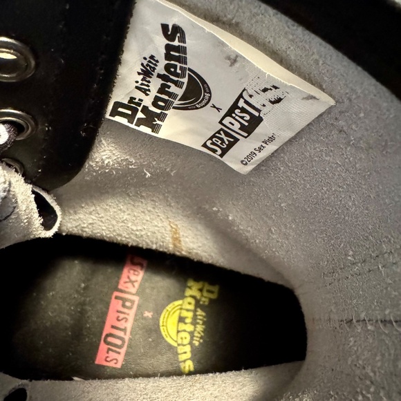 Dr. Martens (Doc Martens) - Sex Pistols "I Wanna Be Me" Black Boots (Size 6 US) - Picture 8 of 9